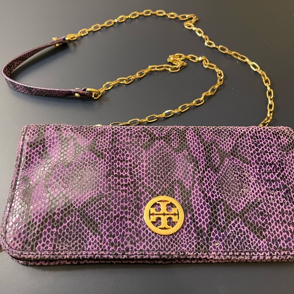 💯Authentic Tory Burch Long card wallet with chain *Purple💜 - Picture 3 of 16